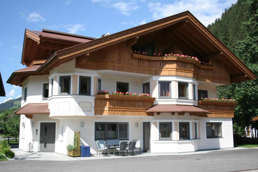 Appartement Zottl Mayrhofen Bagian luar foto